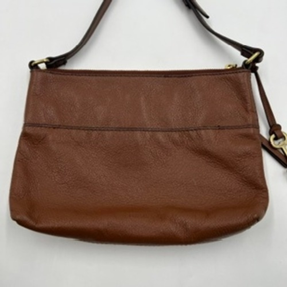 Fossil Brown Pebbled Leather Crossbody Bag ZB7228 with Key Charm - Picture 2 of 9